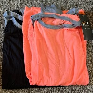 Set of 2 dry fit workout tops